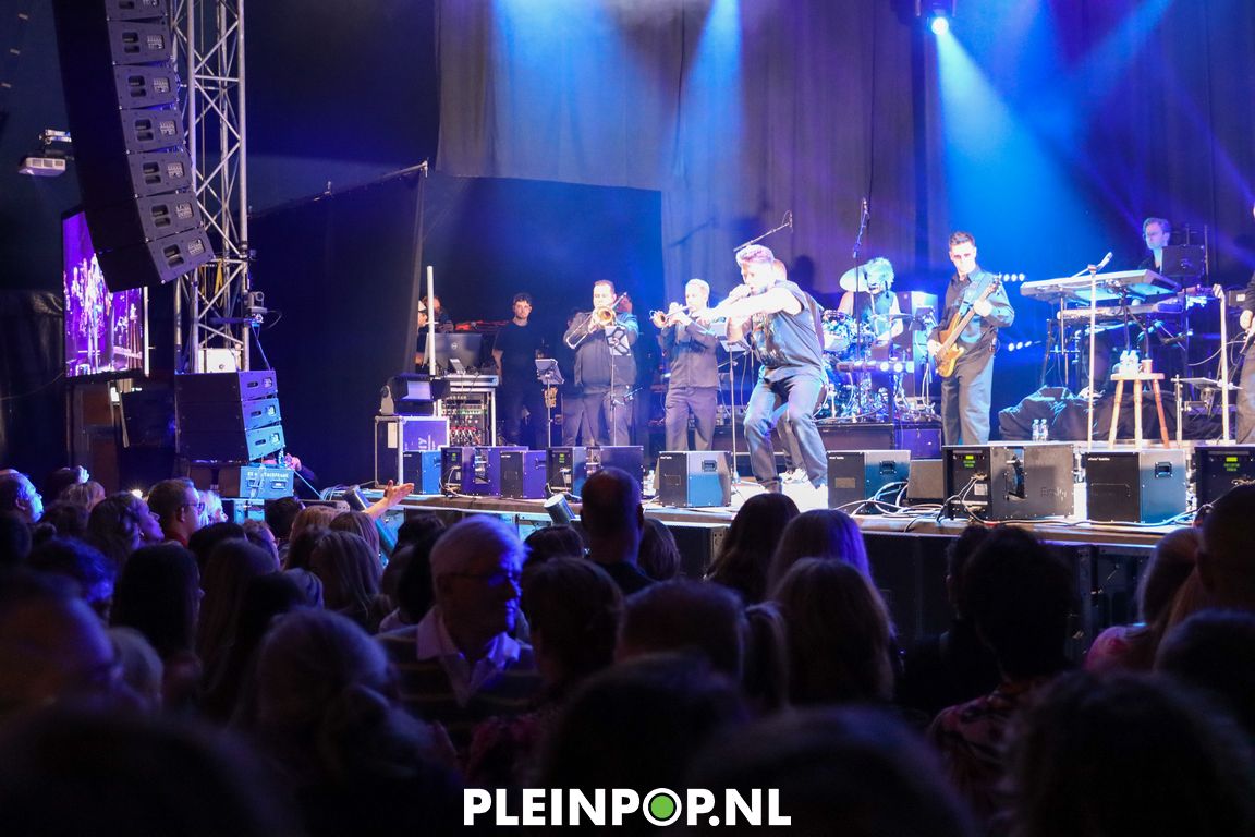 André Hazes jr    (9)